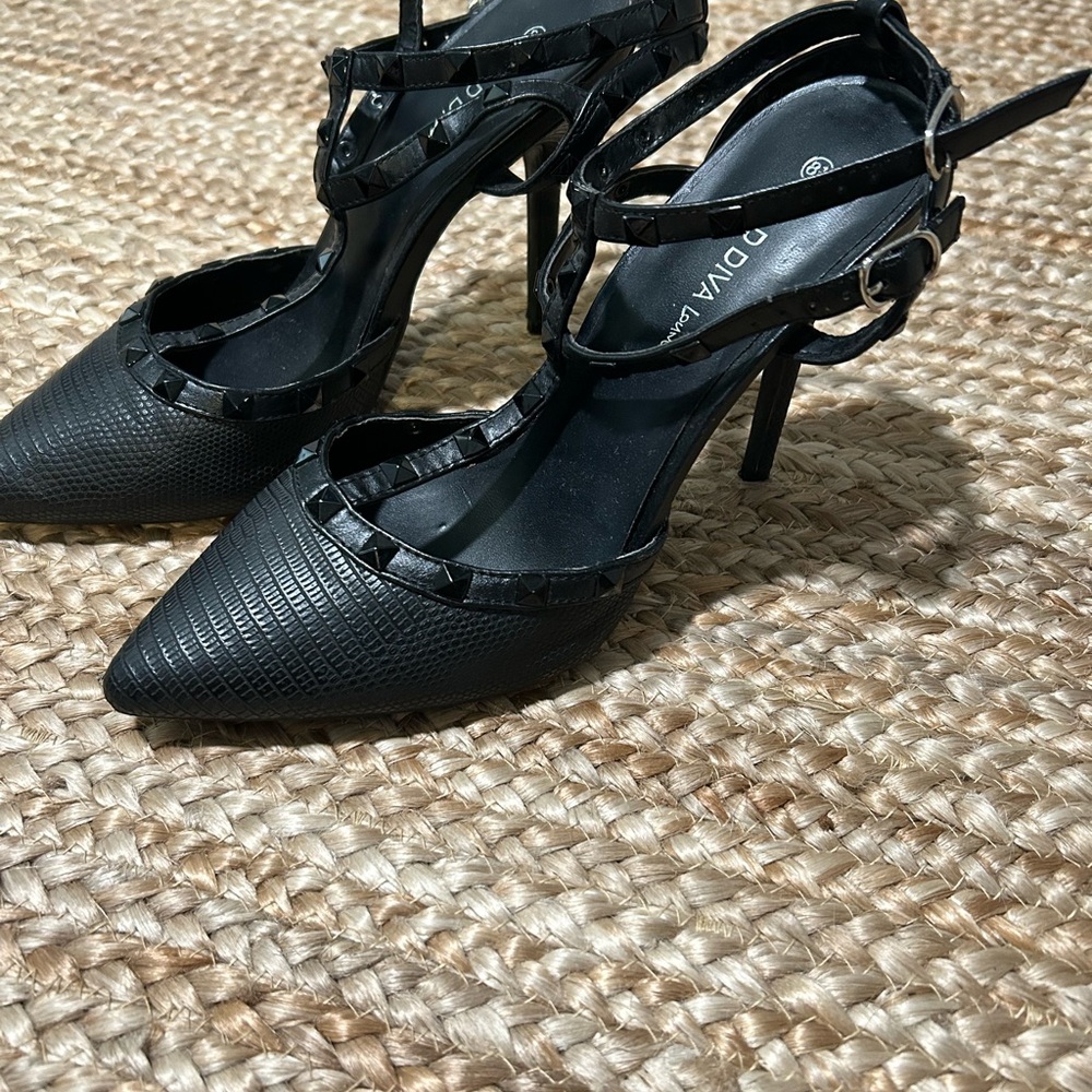 Diva Black Strappy Heels